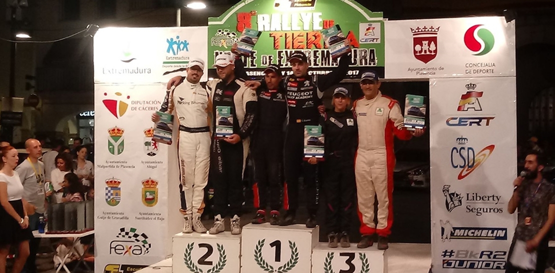 ‘Cohete’ Suárez gana el Rally Tierra Norte de Extremadura