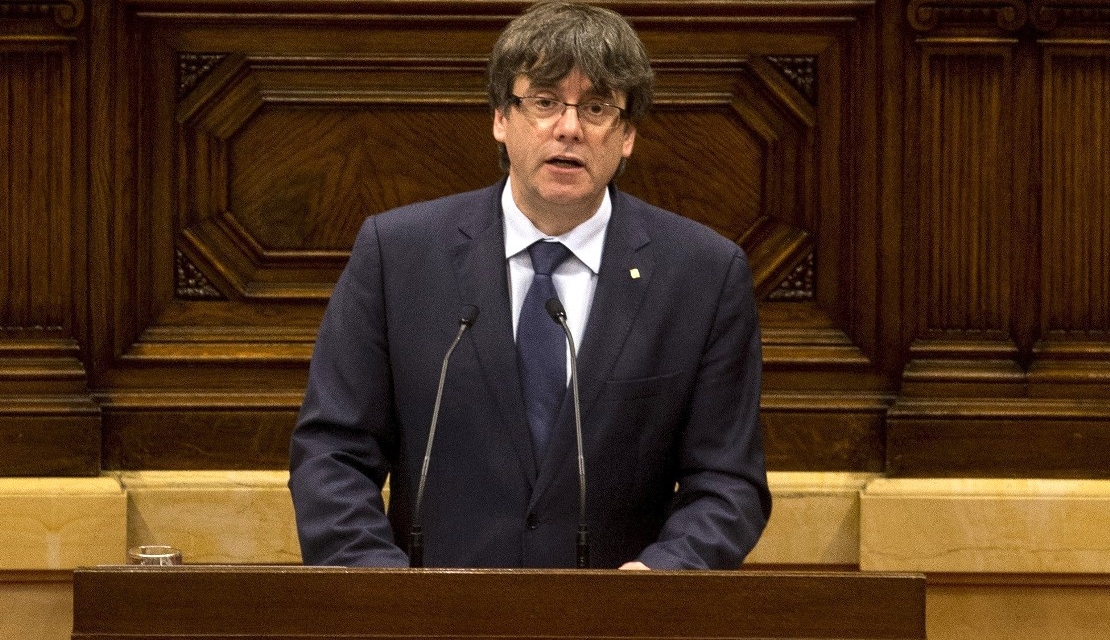 Puigdemont se retracta y pide diálogo