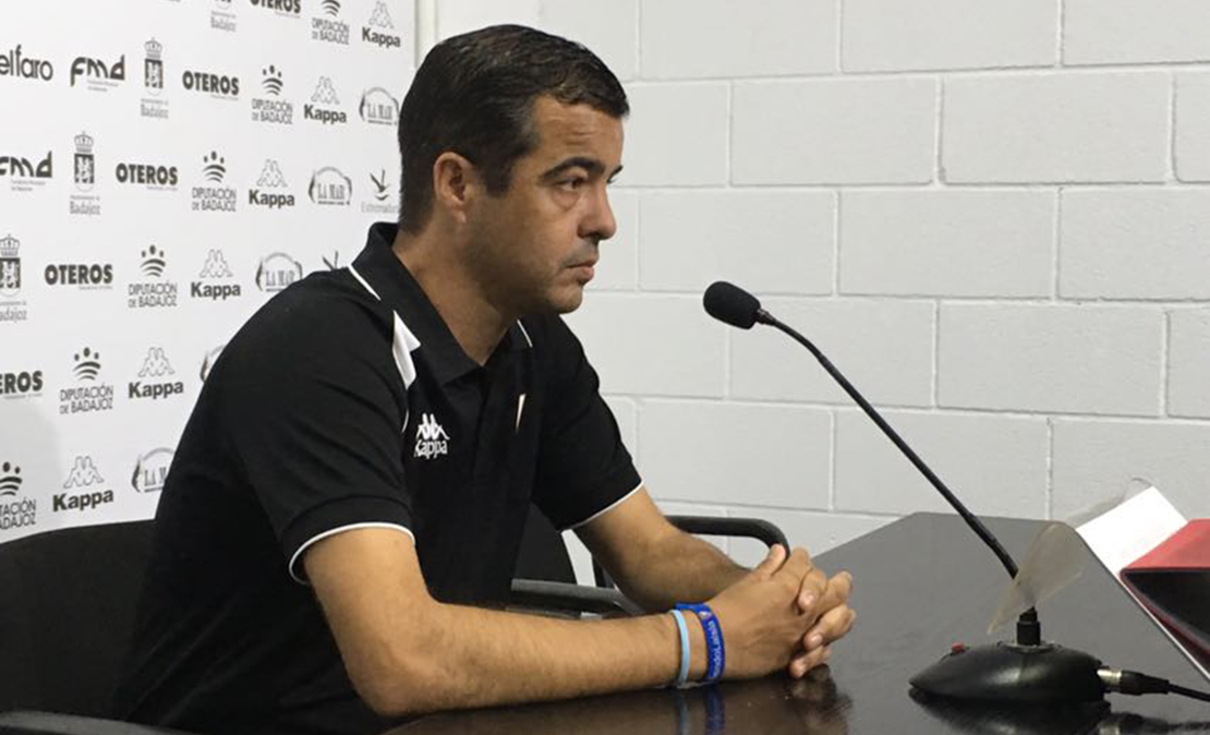 José Manuel Pérez: “El Badajoz es uno de los equipos más difícil de batir”