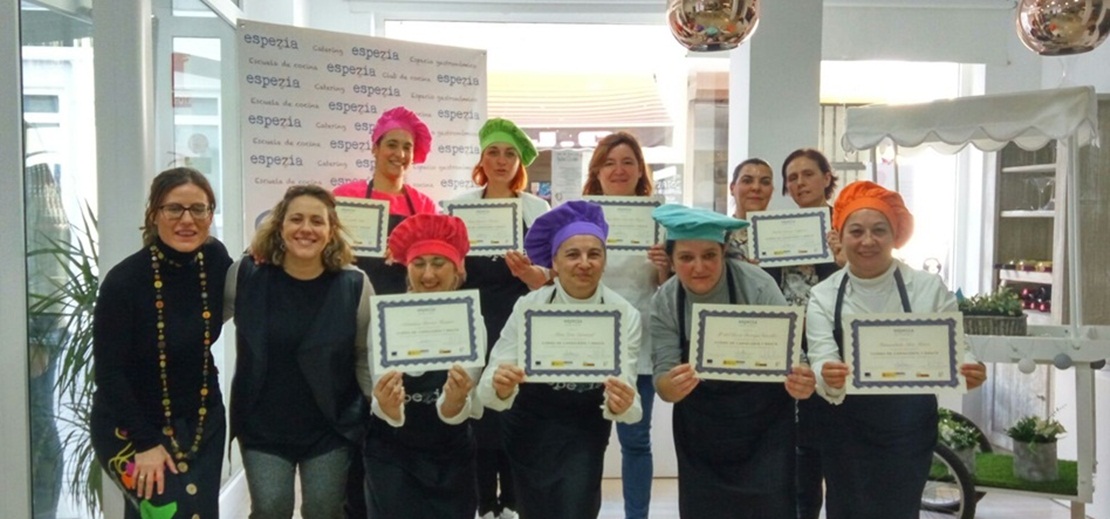 Varias emeritenses finalizan su formación en ‘Carnicería y Snack’ del programa Clara