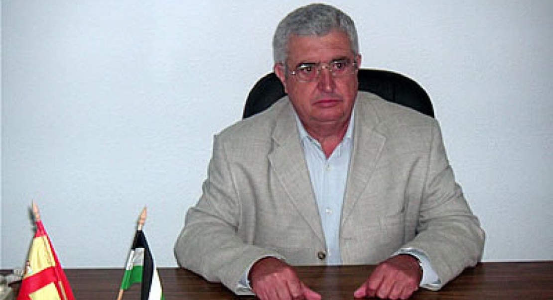 Piden 6 años de cárcel para el alcalde de Casas de Reina