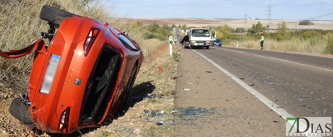 Brutal colisión en la Carretera de Olivenza