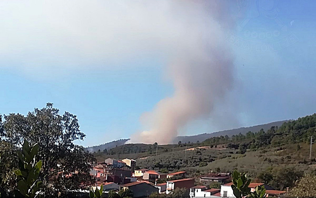 Declarado un incendio forestal en Torrecilla de los Ángeles (Cáceres)