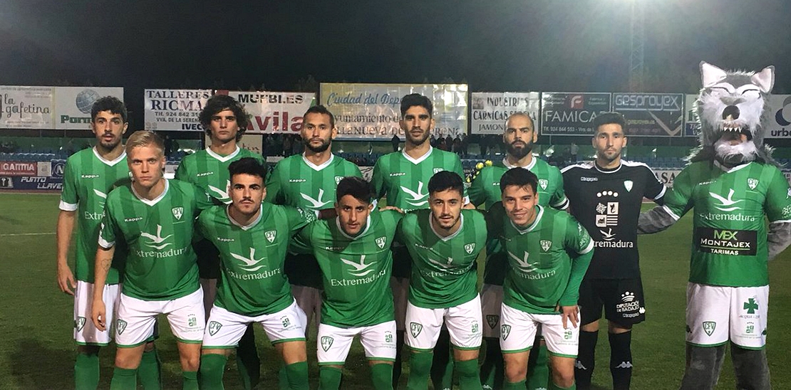 El Villanovense encarrila la eliminatoria