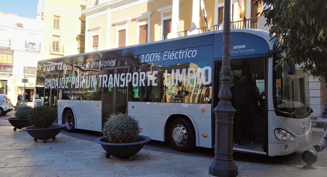 Badajoz contará temporalmente con un autobús 100% eléctrico en las líneas 4, 5 y 7