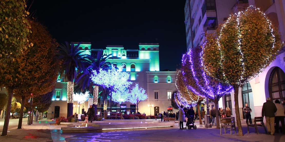 Badajoz inaugura su alumbrado navideño