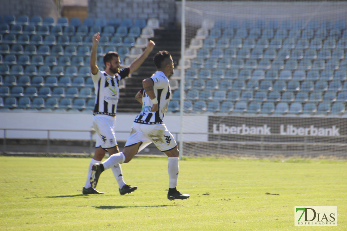 Imágenes del CD. Badajoz 3 - 1 Las Palmas Atlético