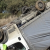 Salva su vida de milagro en la carretera Cáceres-Badajoz