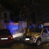 Un coche se empotra contra una vivienda en Las Vaguadas (Badajoz)