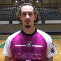El Plasencia Ambroz ficha a Dylan Poston