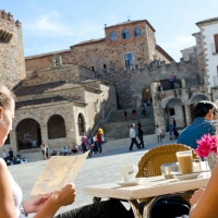 Aumenta el número de turistas alojados en la región