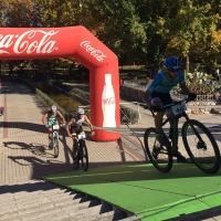 Cerezo y Mendoza triunfan en el Duatlón Cros Cáceres Ciudad Monumental
