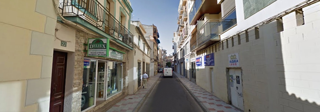 Cortes de tráfico en la calle Pérez Galdós de Don Benito