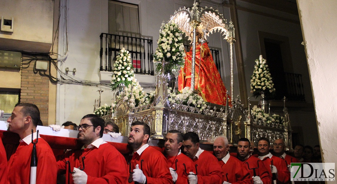 Miles de fieles acompañan a la Mártir Santa Eulalia