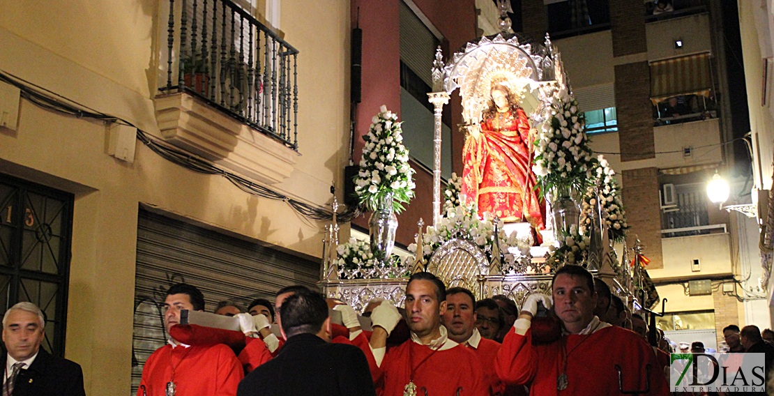 Miles de fieles acompañan a la Mártir Santa Eulalia