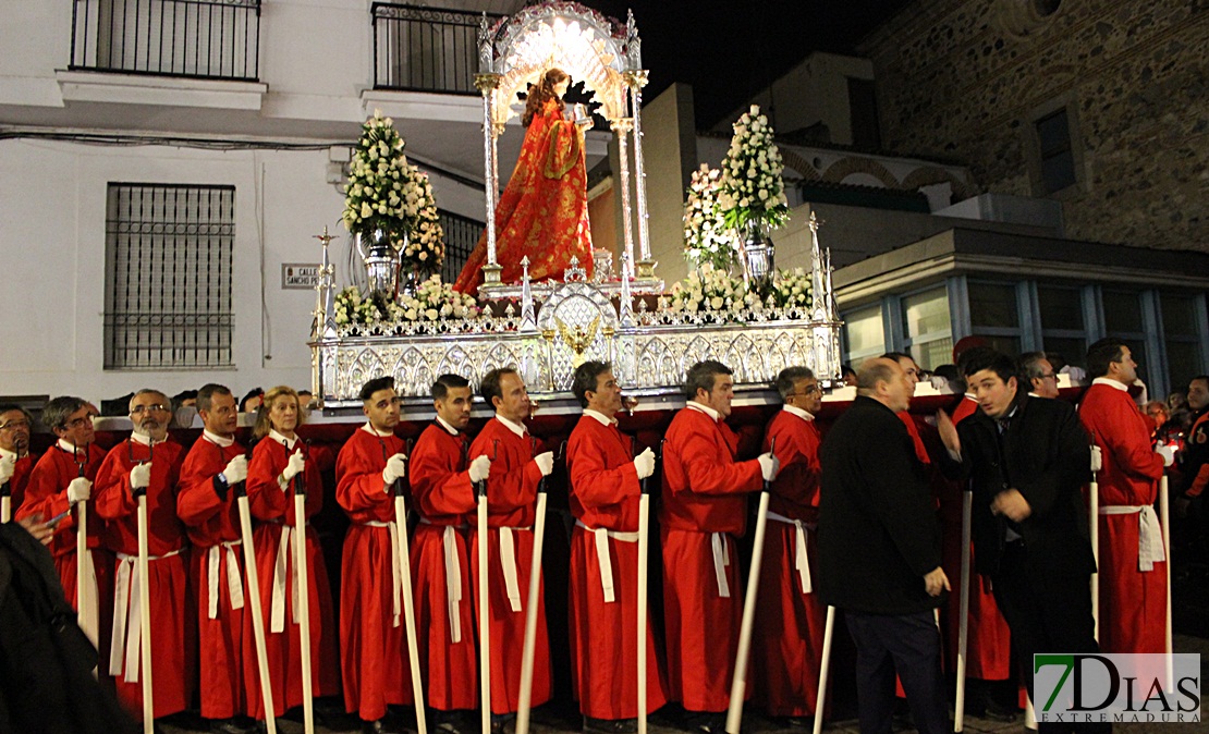 Miles de fieles acompañan a la Mártir Santa Eulalia