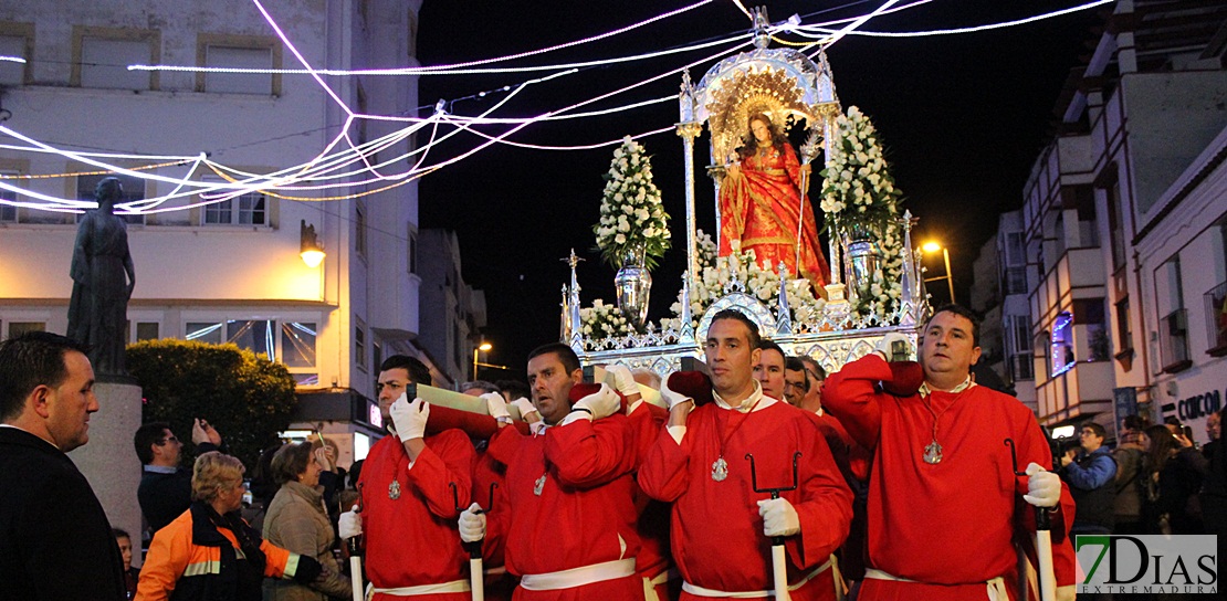 Miles de fieles acompañan a la Mártir Santa Eulalia