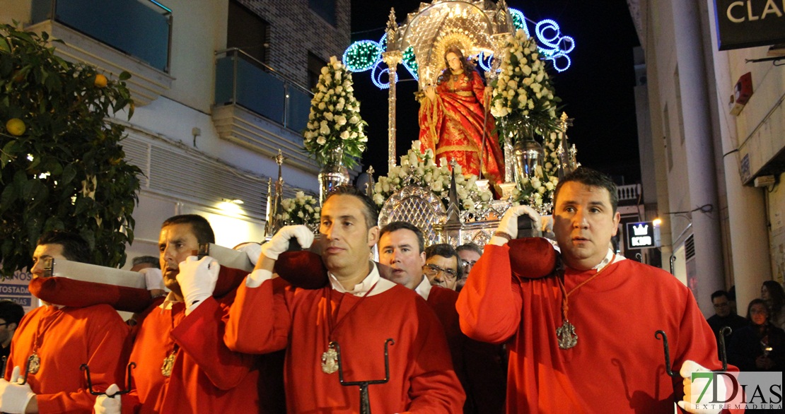 Miles de fieles acompañan a la Mártir Santa Eulalia