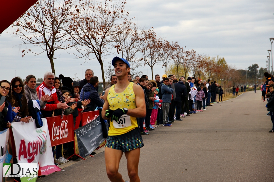 Las mejores imágenes de la San Silvestre pacense