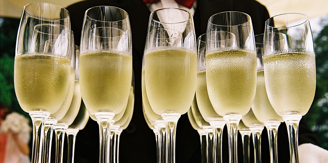 Aprobada por unanimidad la propuesta de apoyo al cava extremeño