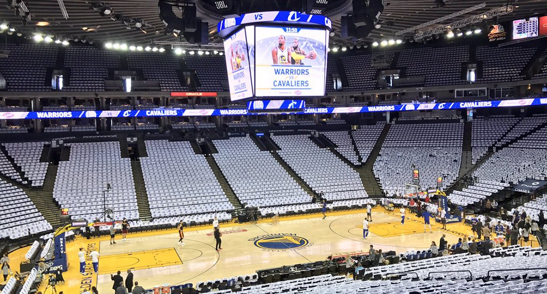 Los Warriors doblegan a los Cavs de Calderón