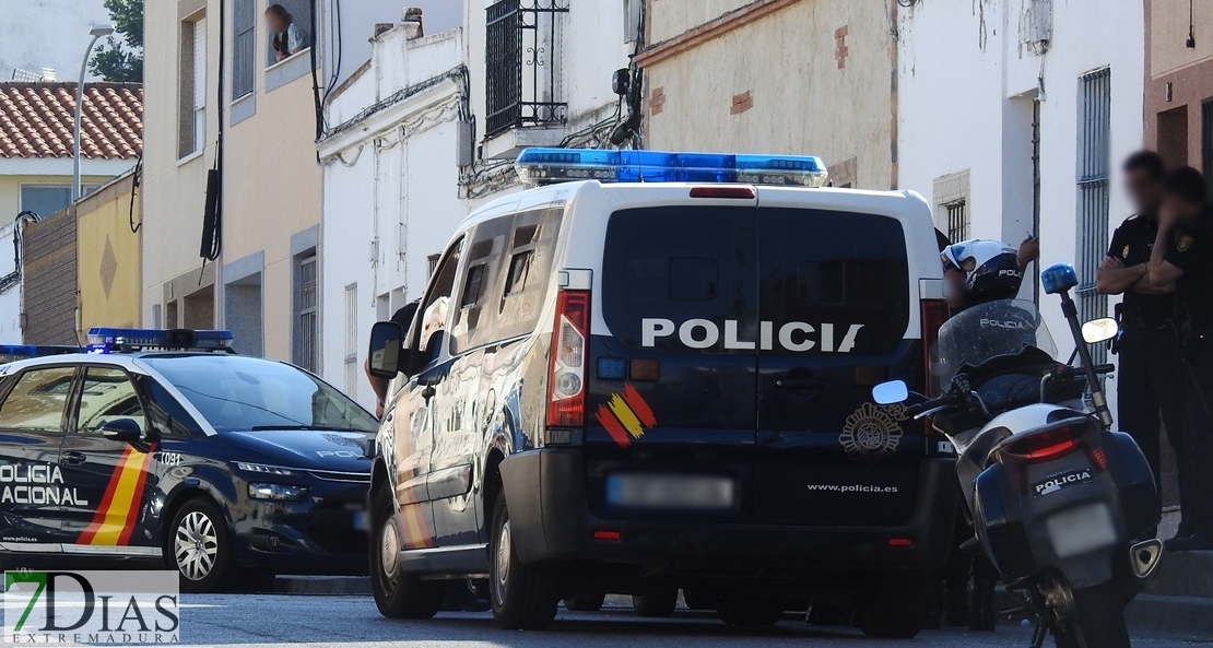 Detenidas tres mujeres y un menor por los altercados de La Luneta (Badajoz)