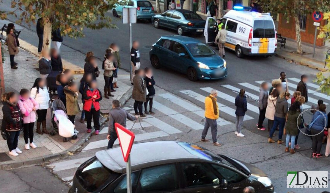Una mujer es atropellada en un paso de peatones de Badajoz