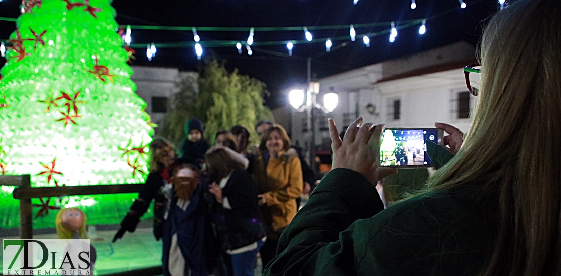 Entrín Bajo da la bienvenida a su Navidad reciclada