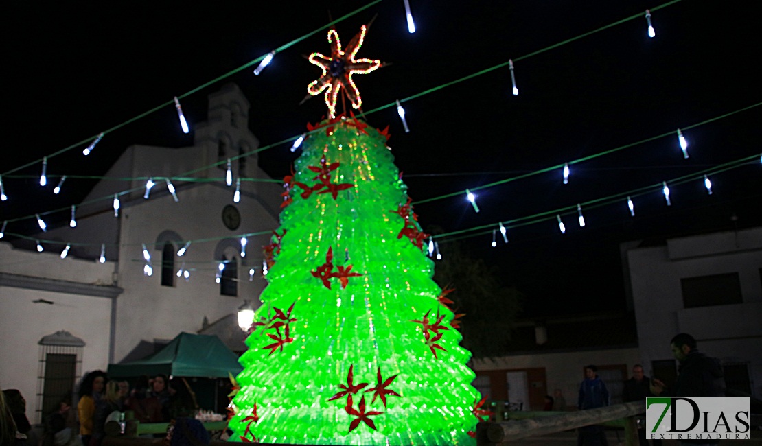 Entrín Bajo da la bienvenida a su Navidad reciclada