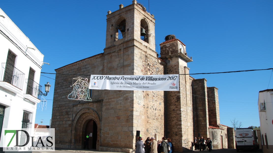 Imágenes de la XXXV Muestra de Villancicos en la Roca de la Sierra