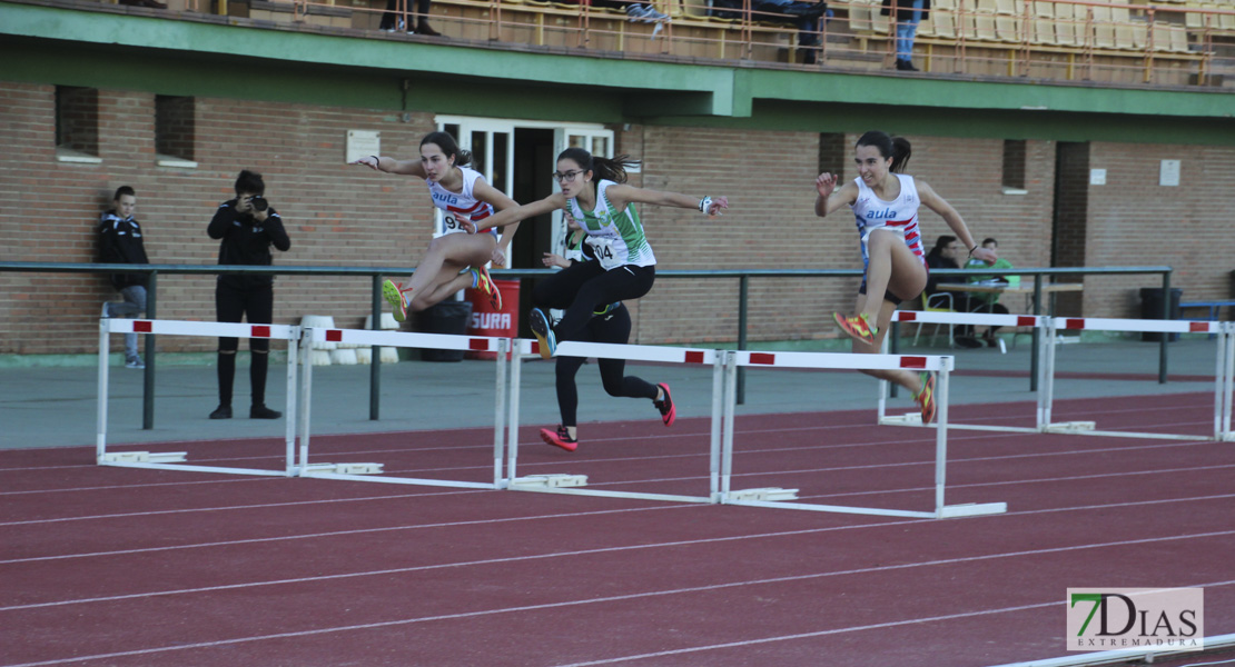 Imágenes del Trofeo Diputación de Badajoz de atletismo 2017