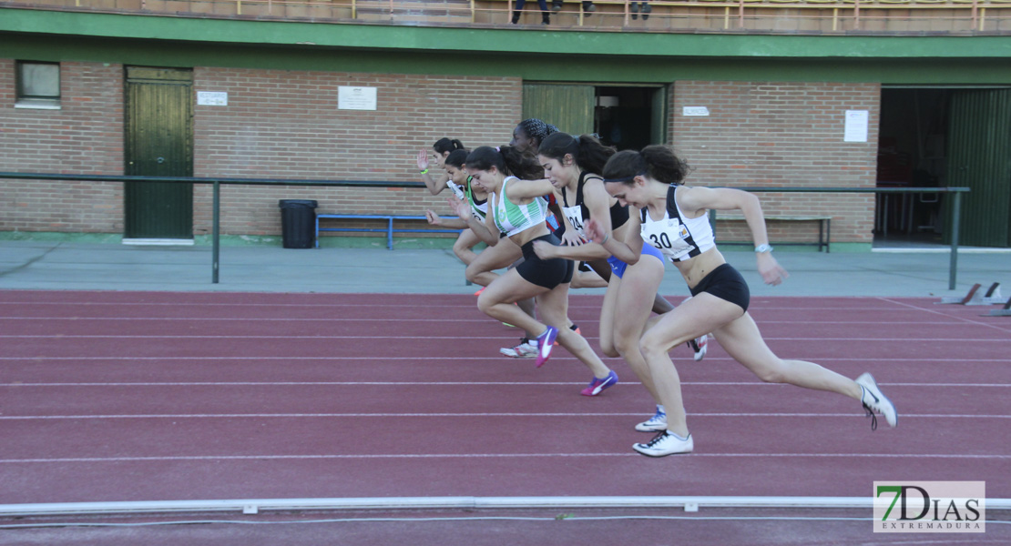 Imágenes del Trofeo Diputación de Badajoz de atletismo 2017