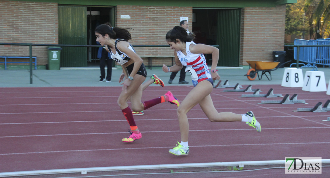 Imágenes del Trofeo Diputación de Badajoz de atletismo 2017