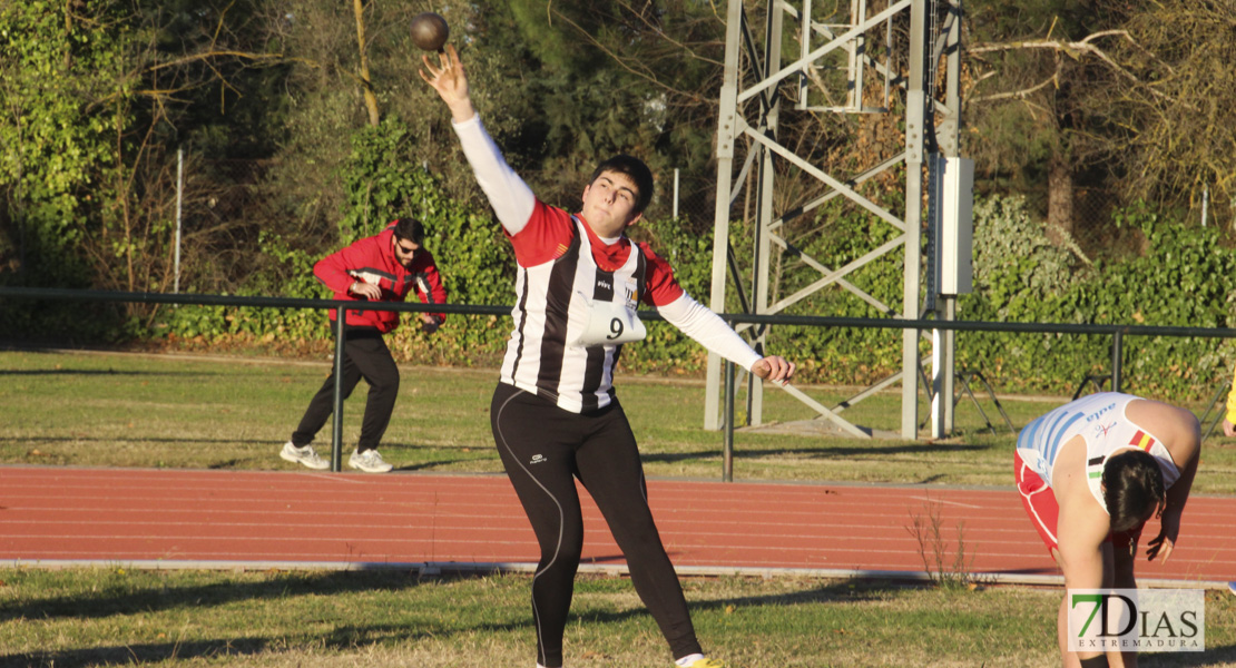 Imágenes del Trofeo Diputación de Badajoz de atletismo 2017