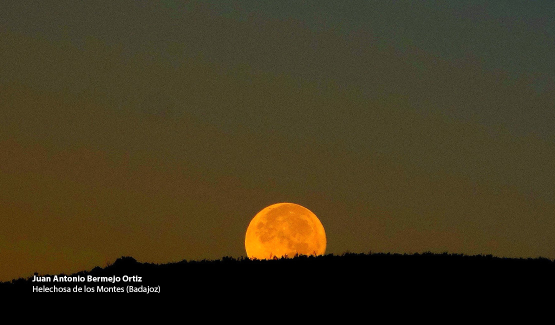 Así se ha visto en Extremadura la única ‘Superluna’ de este 2017