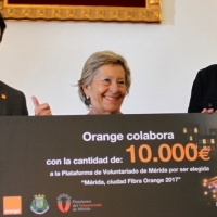 Orange premia a Mérida y a la Plataforma del voluntariado
