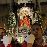 Miles de fieles acompañan a la Mártir Santa Eulalia