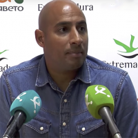 El Mérida AD destituye a su entrenador