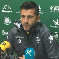Iván Ania: “Hacemos muy incómodo el partido a los rivales”