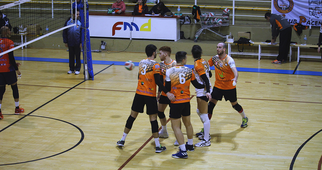 El Voleibol Pacense sigue buscando su camino