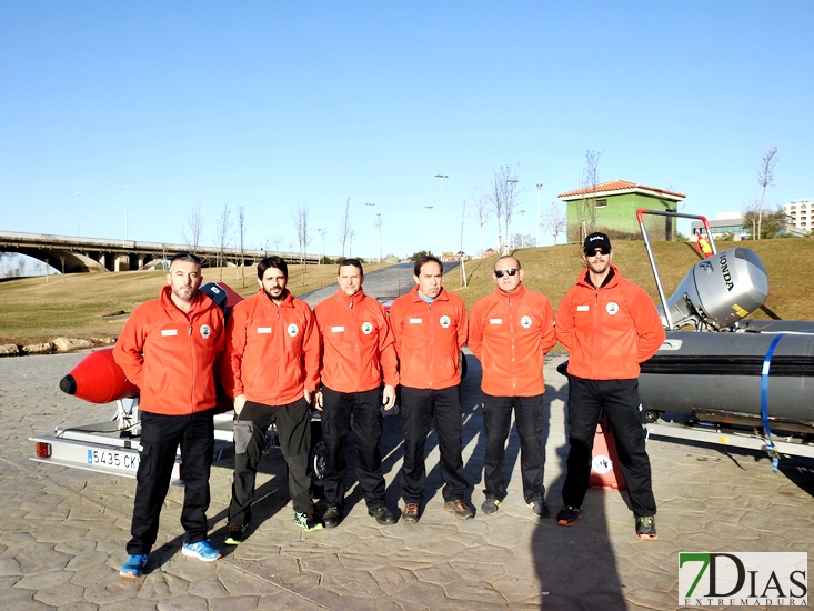 Prácticas de inmersión en el Río Guadiana por parte de AEMEX - Bomberos CPEI Badajoz