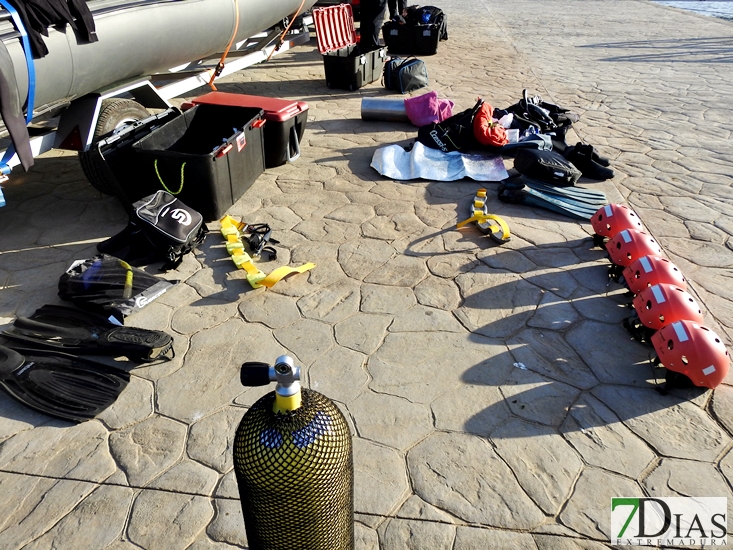 Prácticas de inmersión en el Río Guadiana por parte de AEMEX - Bomberos CPEI Badajoz