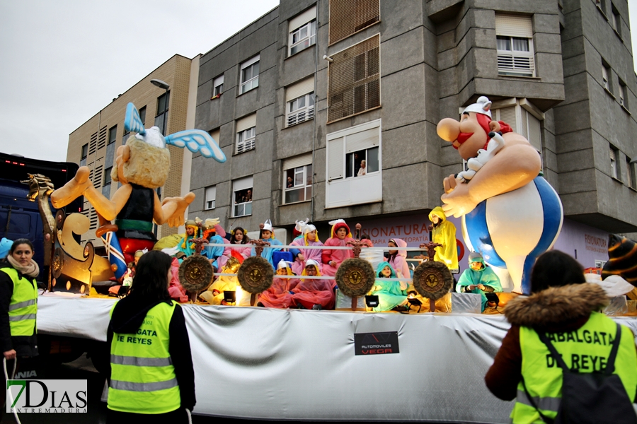 La lluvia no impide que los Reyes Magos lleguen a Badajoz