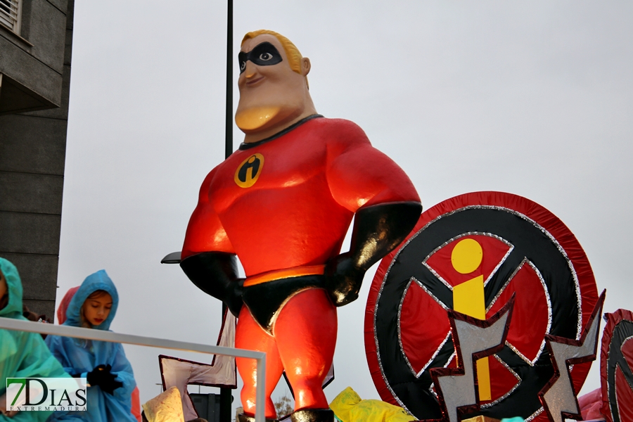 La lluvia no impide que los Reyes Magos lleguen a Badajoz