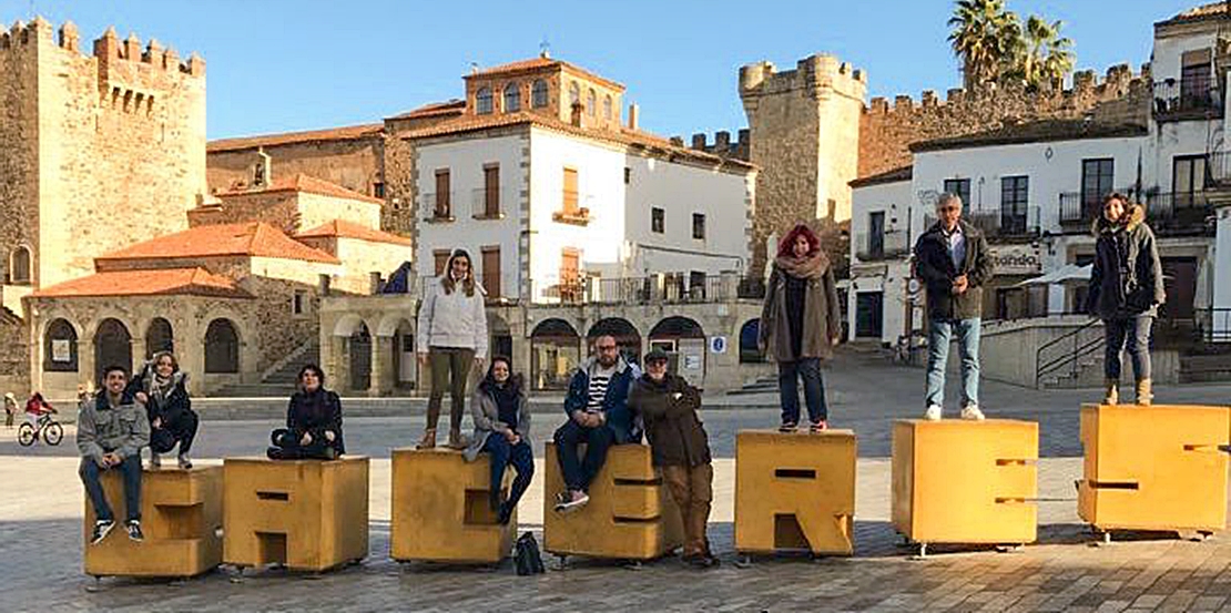 Cáceres saca partido al paso de ‘Juego de Tronos’ por la ciudad