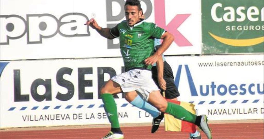 Álvaro González vuelve al Villanovense