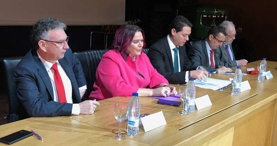 La Junta exige al Gobierno que diga si pagará el regadío de Tierra de Barros