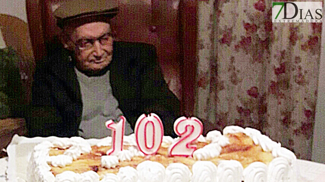 &quot;Todos los días no se cumplen 102 años&quot;