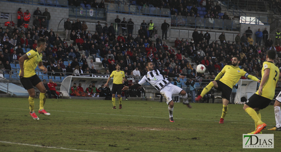 Imágenes del CD. Badajoz 3 - 0 Écija Balompié