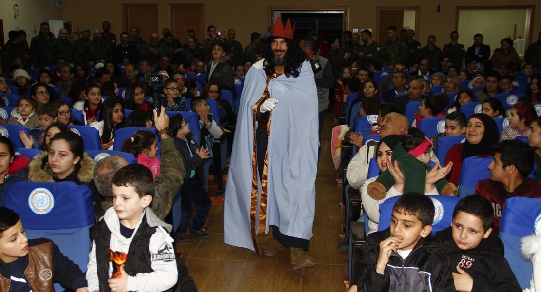 Los Reyes Magos de la Brigada Extremadura llevaron juguetes a los niños del Líbano